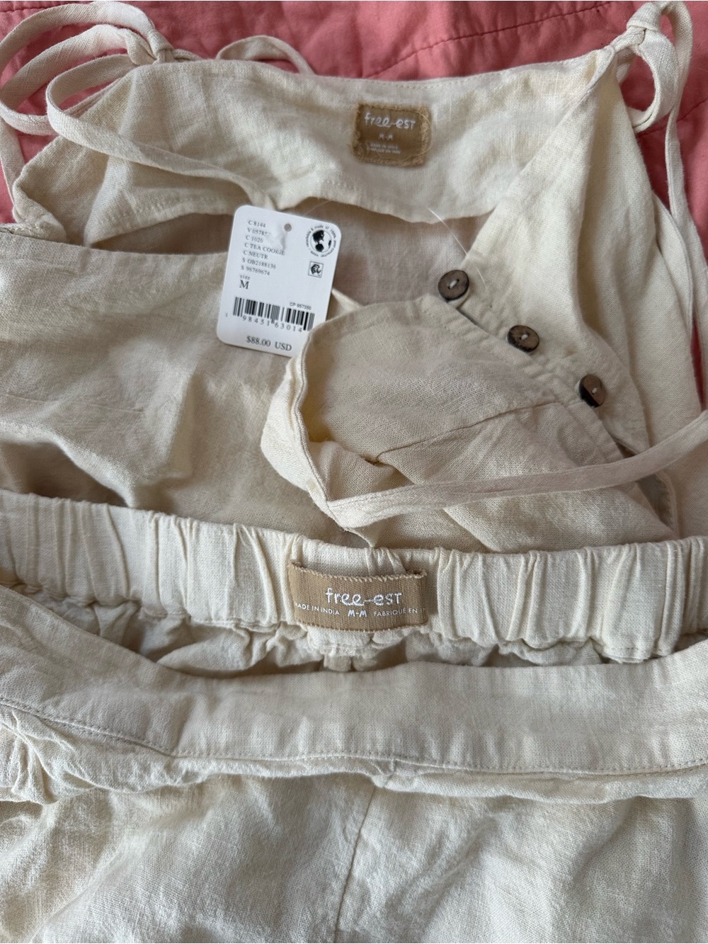 NWT free•est Free People Linen sightseer set in tea cookie/ Natural Cream